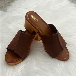 MIA Women's Dark Brown Mules